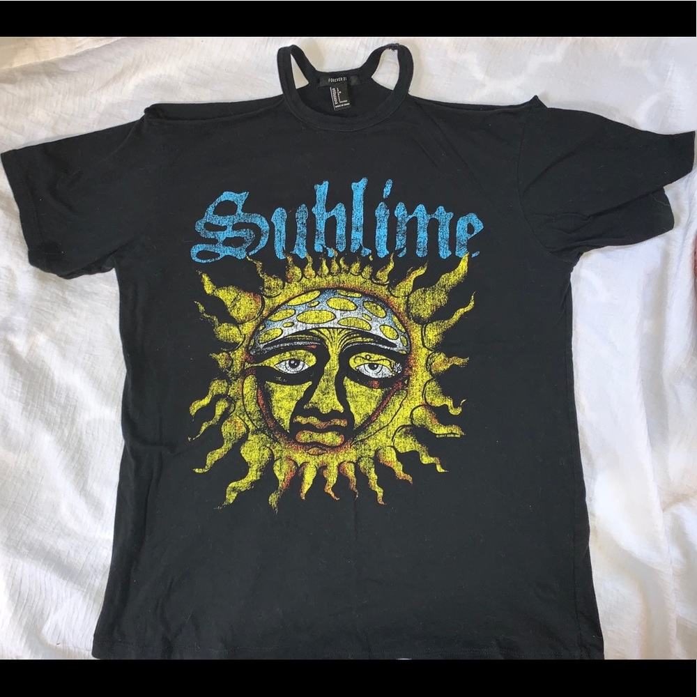 sublime tee with shoulder cutout